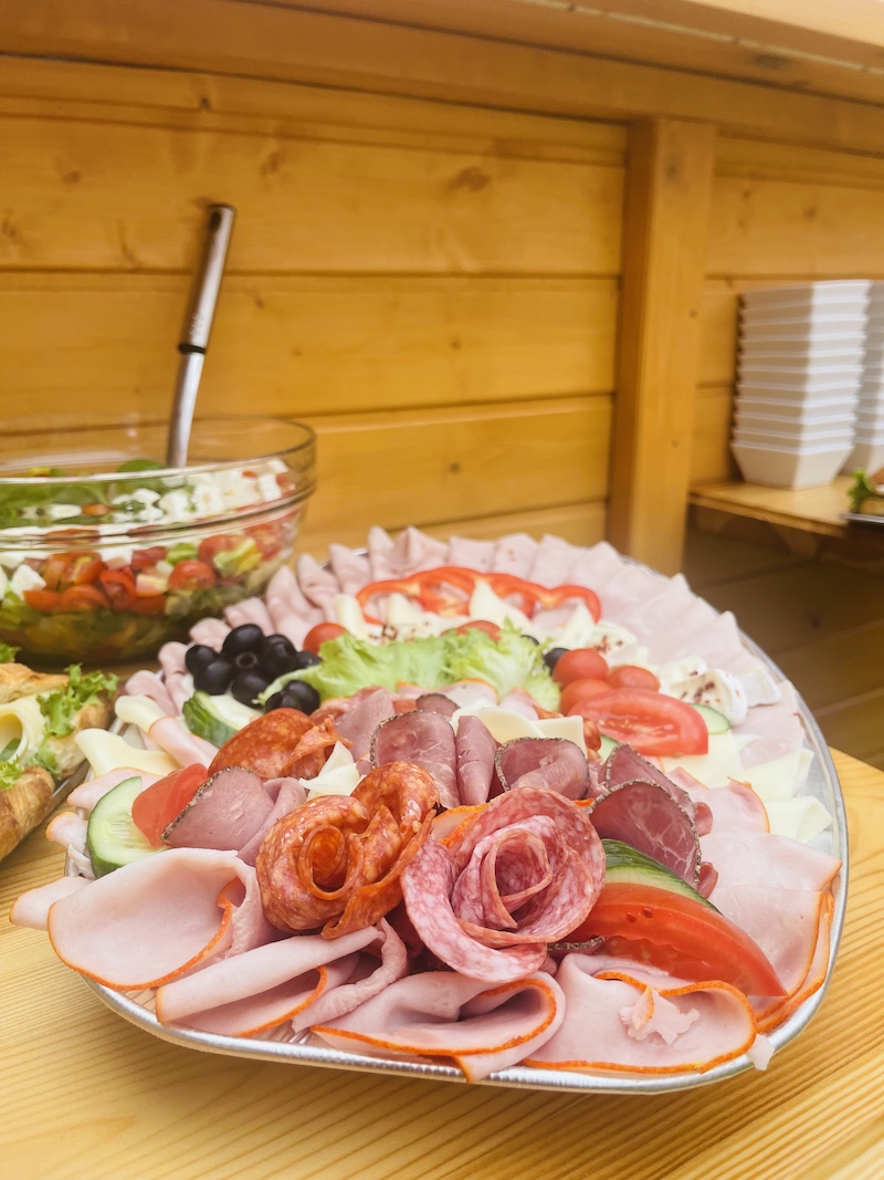 Mísa obložená raut narozeniny Mísa obložená raut narozeniny